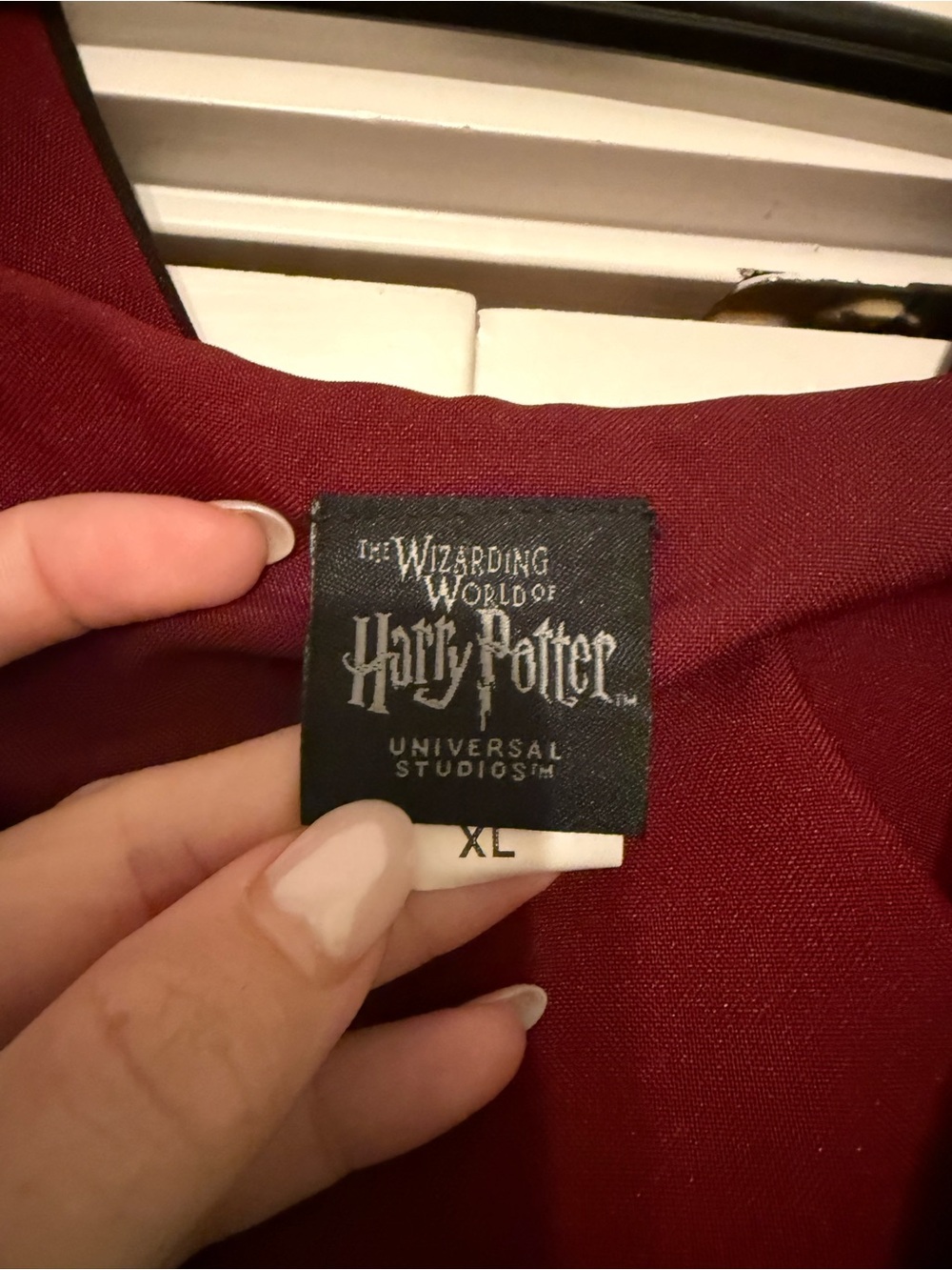 ⭐️ Gryffindor Adult Robe - XL - Picture 5 of 7